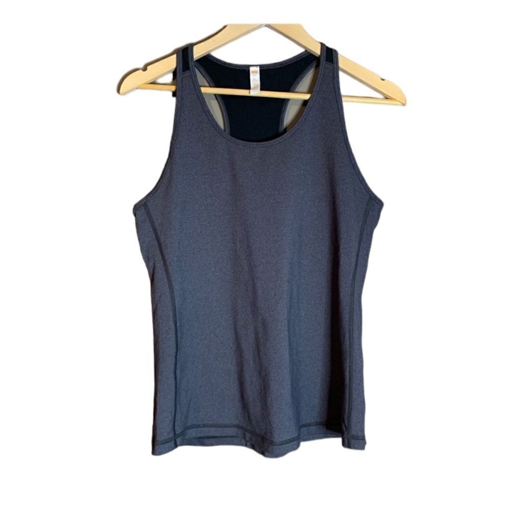 3โ for $30! Lucy greyย athletic tank top.โSizeโlarge